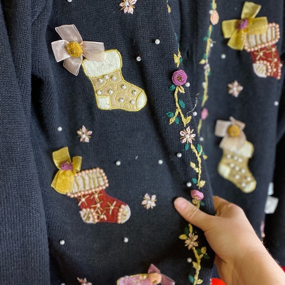 🎄Vintage stocking Christmas sweater🎄 - Picture 4 of 10